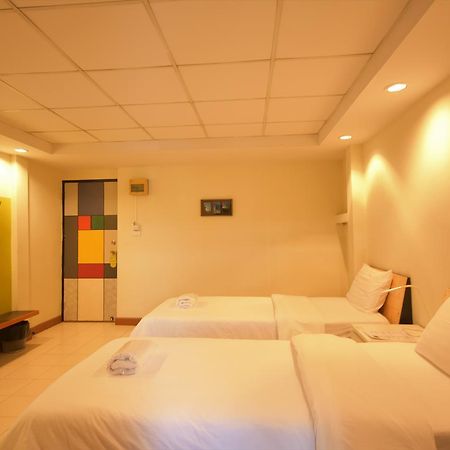 Room At Prachachuen Nonthaburi Exteriér fotografie