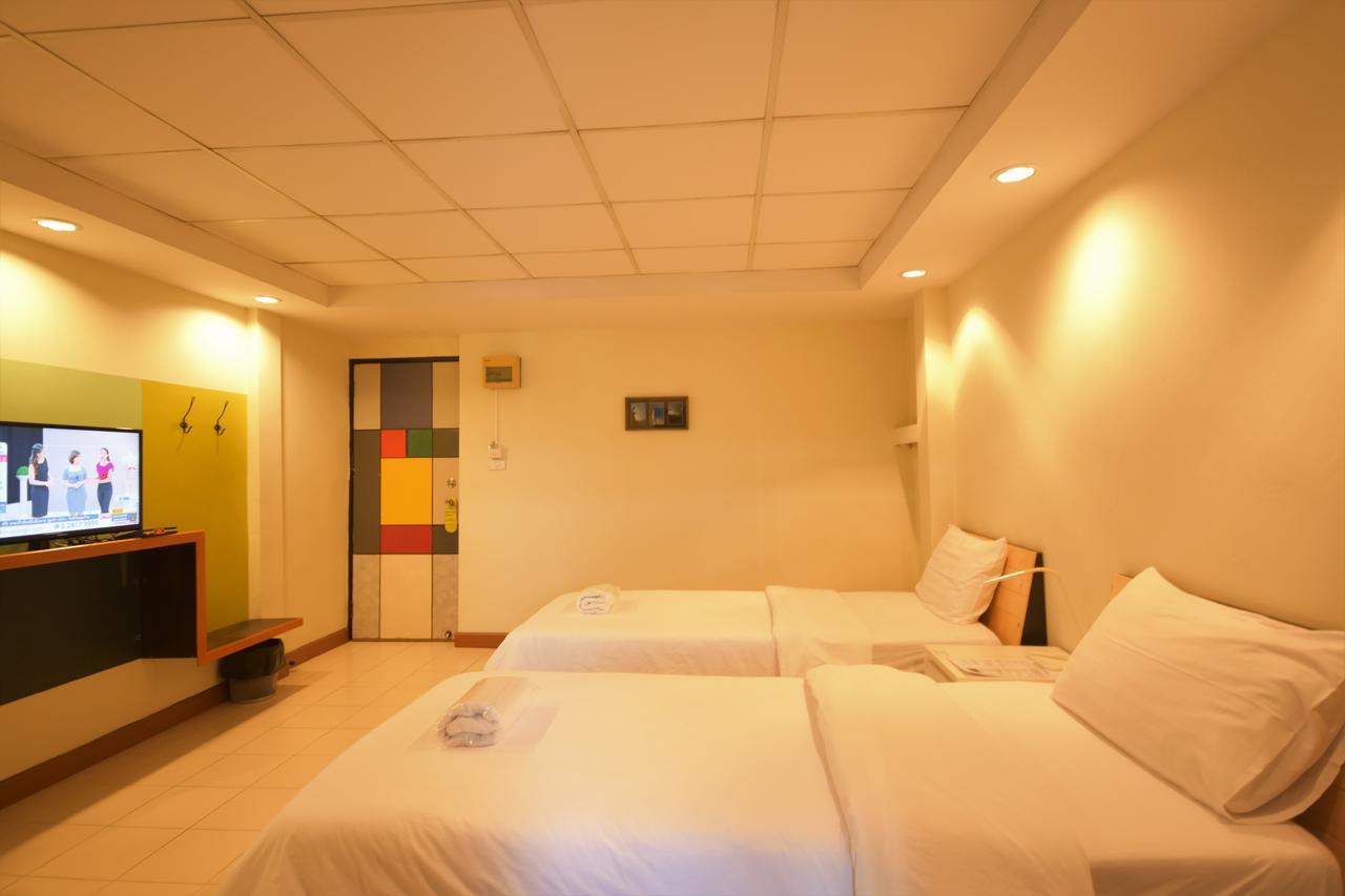 Room At Prachachuen Nonthaburi Exteriér fotografie