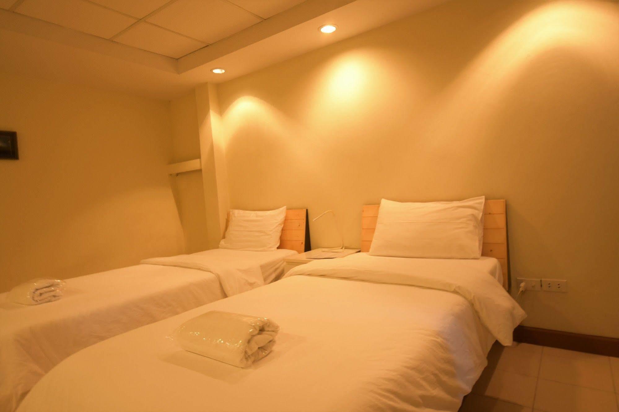 Room At Prachachuen Nonthaburi Exteriér fotografie