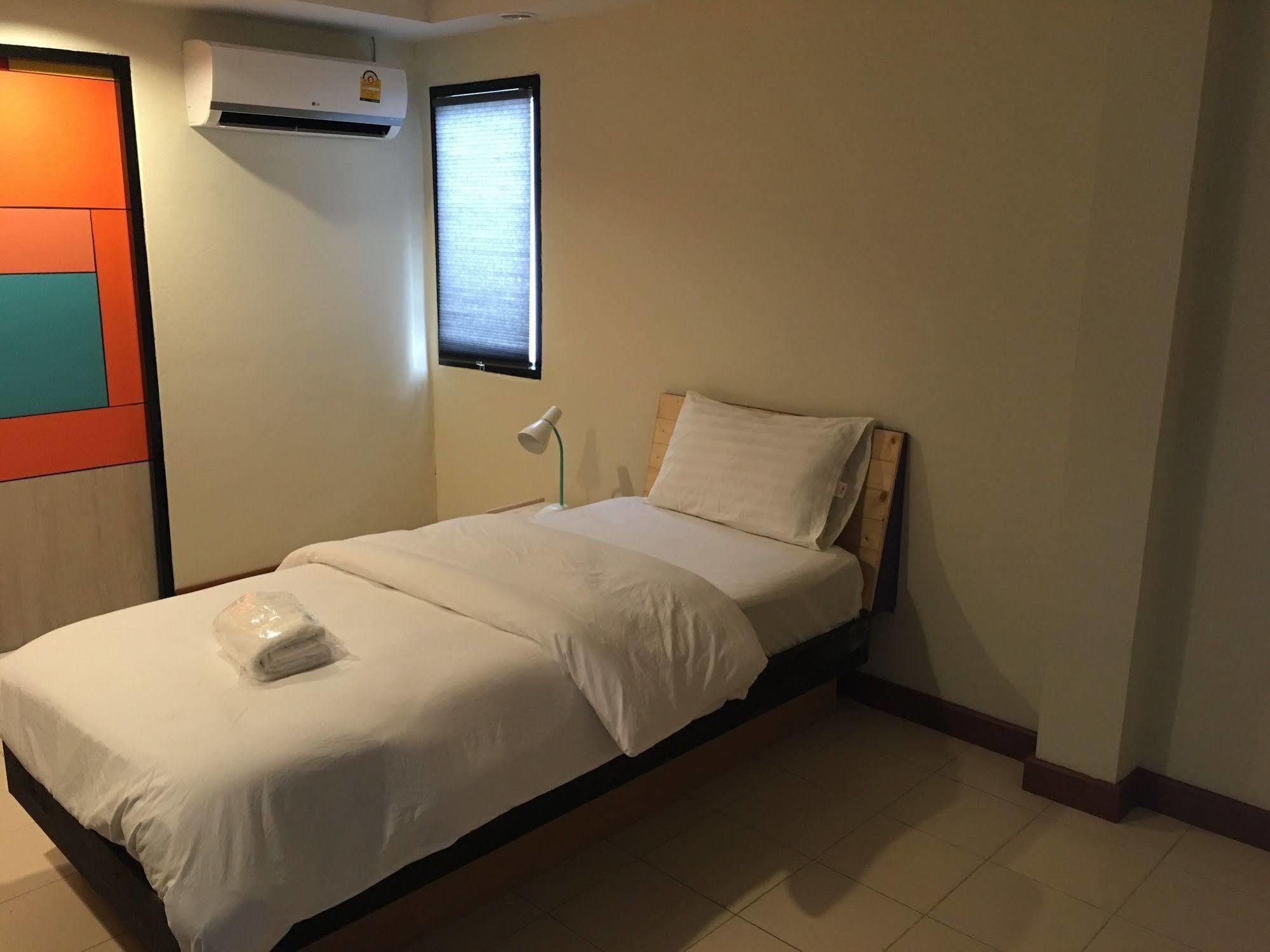Room At Prachachuen Nonthaburi Exteriér fotografie
